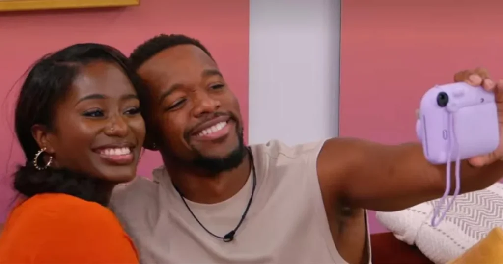 The Circle - Darian Holt and Jadejha Edwards