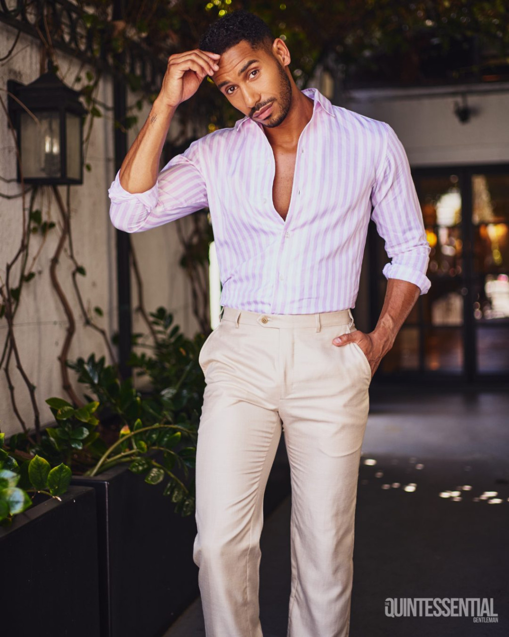 Elliot Knight 4