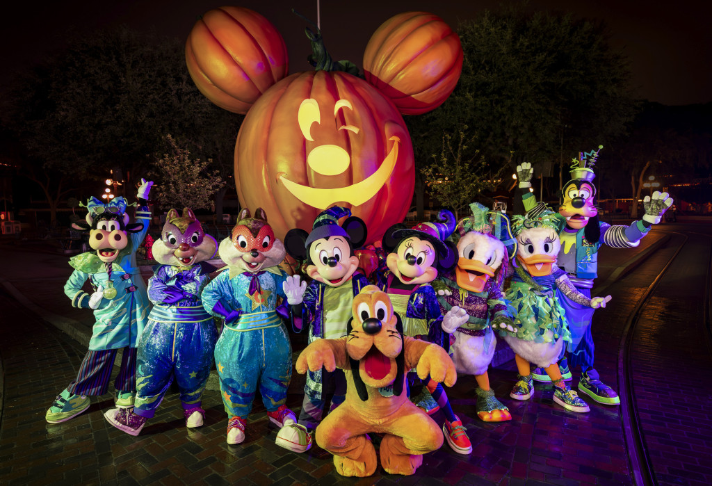 Mickey Mouse and Friends Debut Their New Halloween Looks