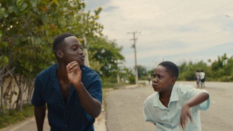 The Tropic Sun and His Eyes Clean